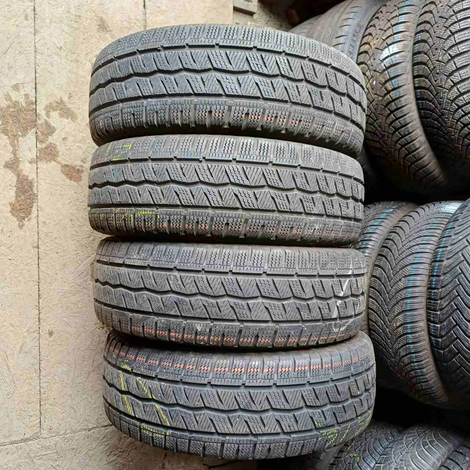 Hankook Winter Icept LV 205/65R16C